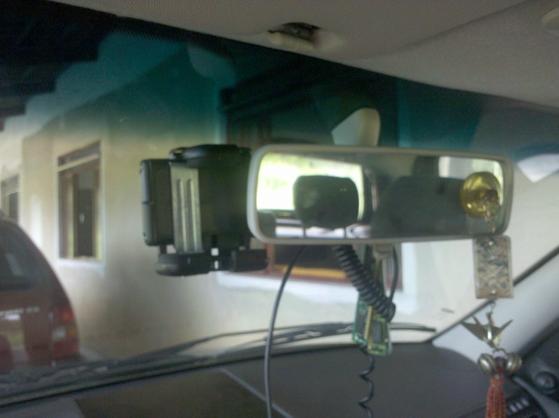 Suporte de GPS adaptado para tirar fotos. Adaptação de suporte de GPS