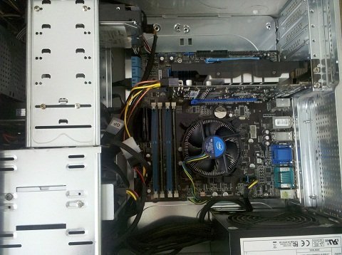 Geforce GTS 450 montada no gabinete